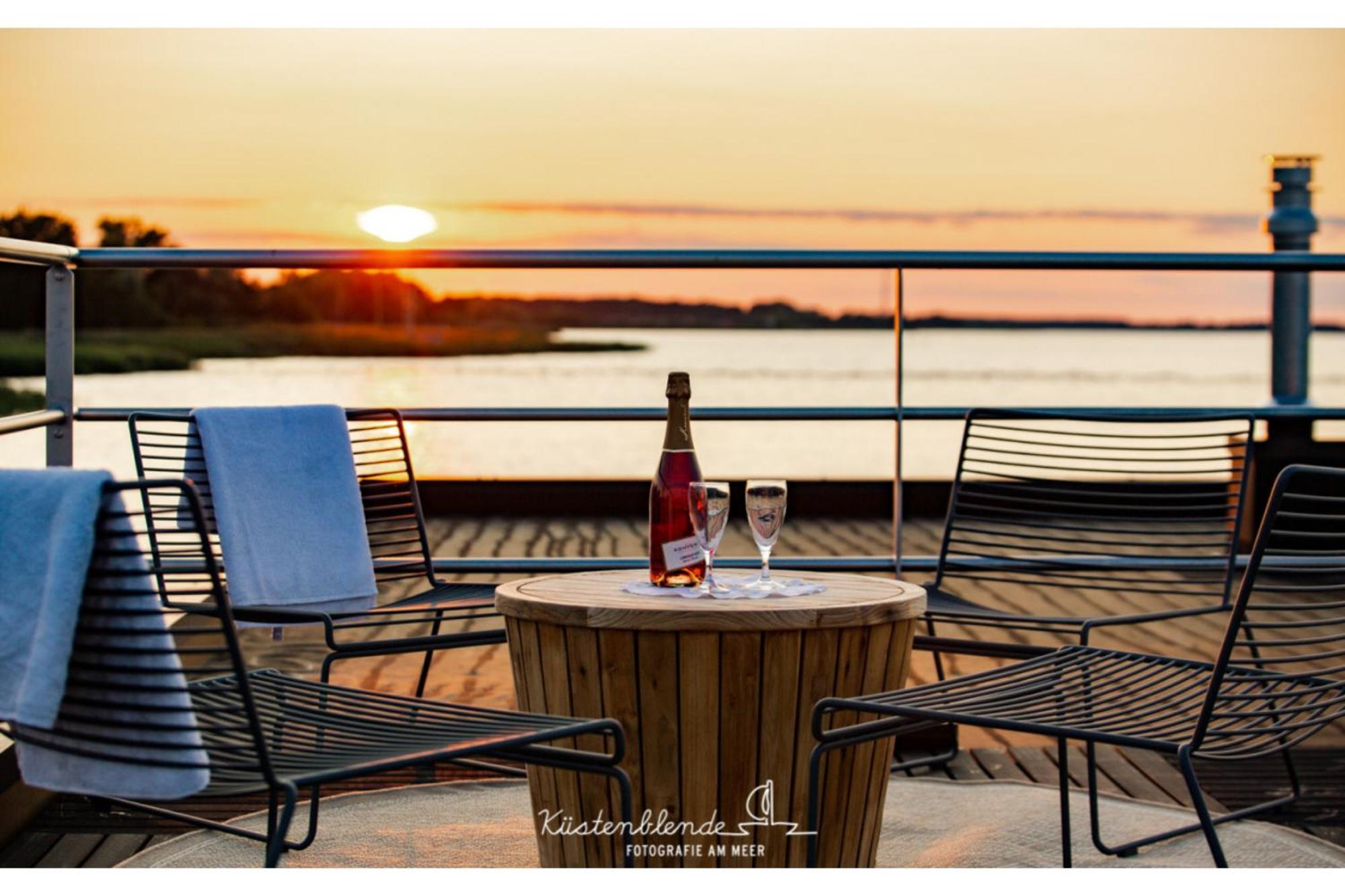 Ostsee Hausboot - Kranichnest Lp1 Ribnitz-Damgarten Luaran gambar